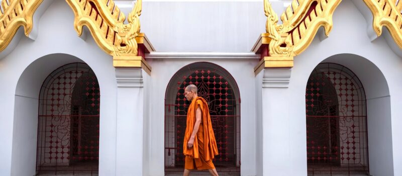 Du bouddhisme theravada au shintoïsme : autant de pays, autant de manières de croire