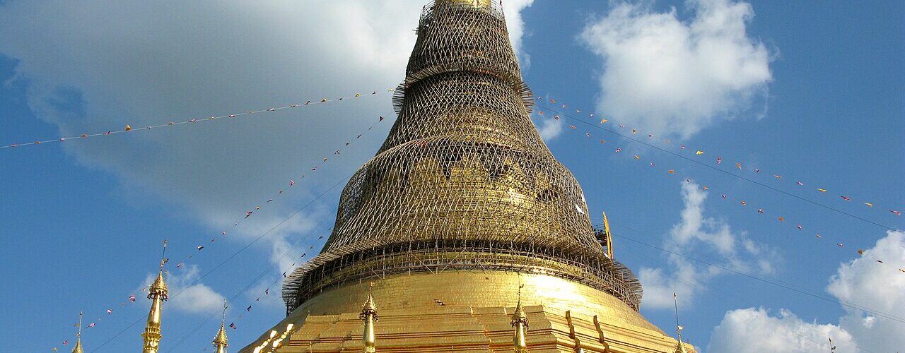 Pagode Shwedagon dorée à Yangon, Birmanie