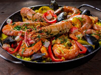 Tapas, paella et jamón ibérico : la gastronomie espagnole, art du partage et de la convivialité