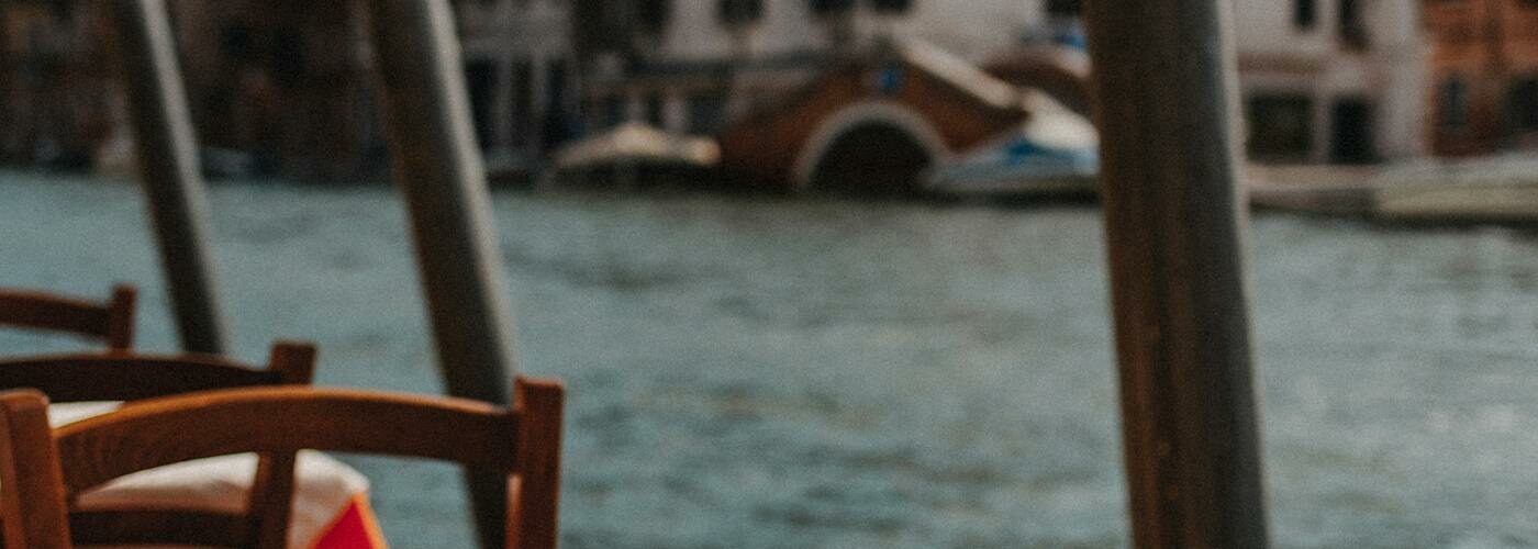 Pizza et pâtes italiennes fraîches, cuisine traditionnelle de la péninsule