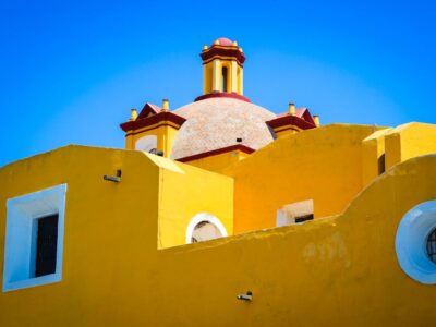Des pyramides de Teotihuacán aux façades de Guanajuato : un pays peint de toutes les couleurs