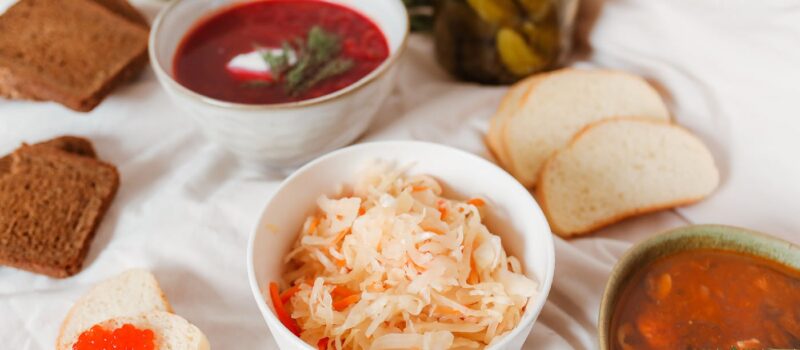 Bortsch, blinis et vodka : la gastronomie russe, généreuse et réconfortante