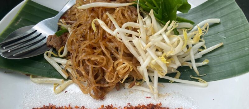 Du pad thai au som tam : quand la rue devient la plus grande table d'Asie