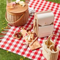 round-wicker-picnic-basket-o